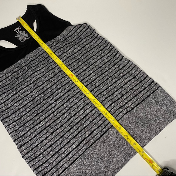 Danskin Now | Women's Activewear Muscle tee Size S - Picture 4 of 8
